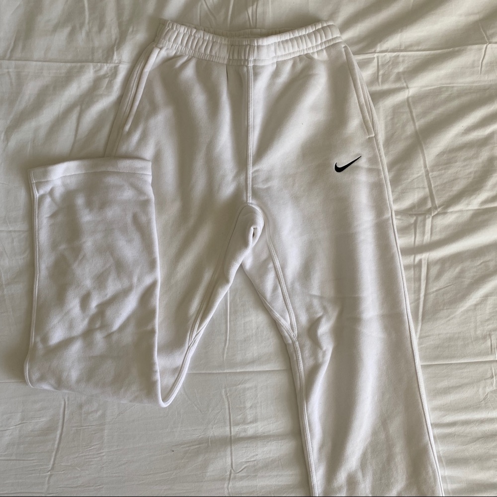 Nike Straight Leg Sweatpants